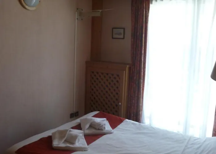 Hotel Coq De Bruyere